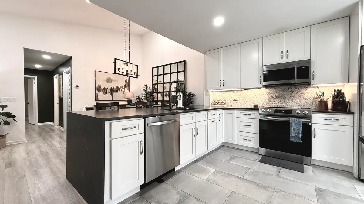 Kitchen at 5016 Heatherhill Lane 10, Boca Raton