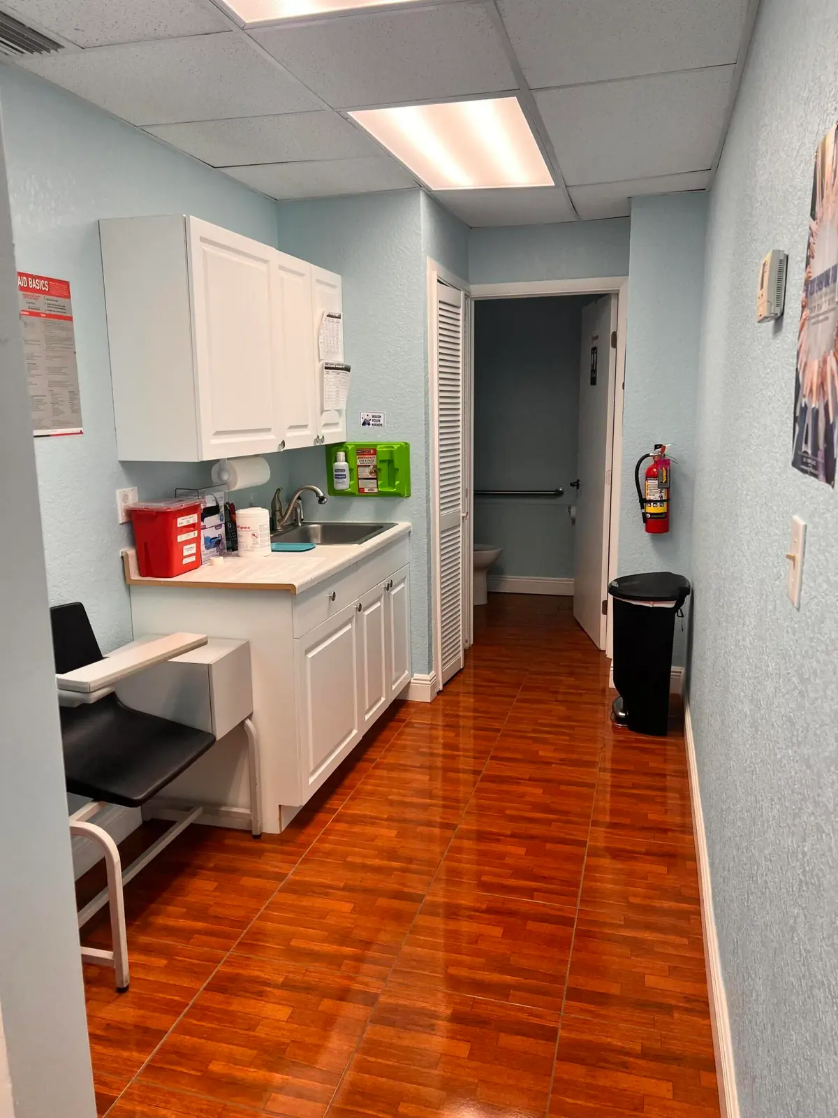 labs n restroom area at 2331 N State Rd 7 207, Lauderhill