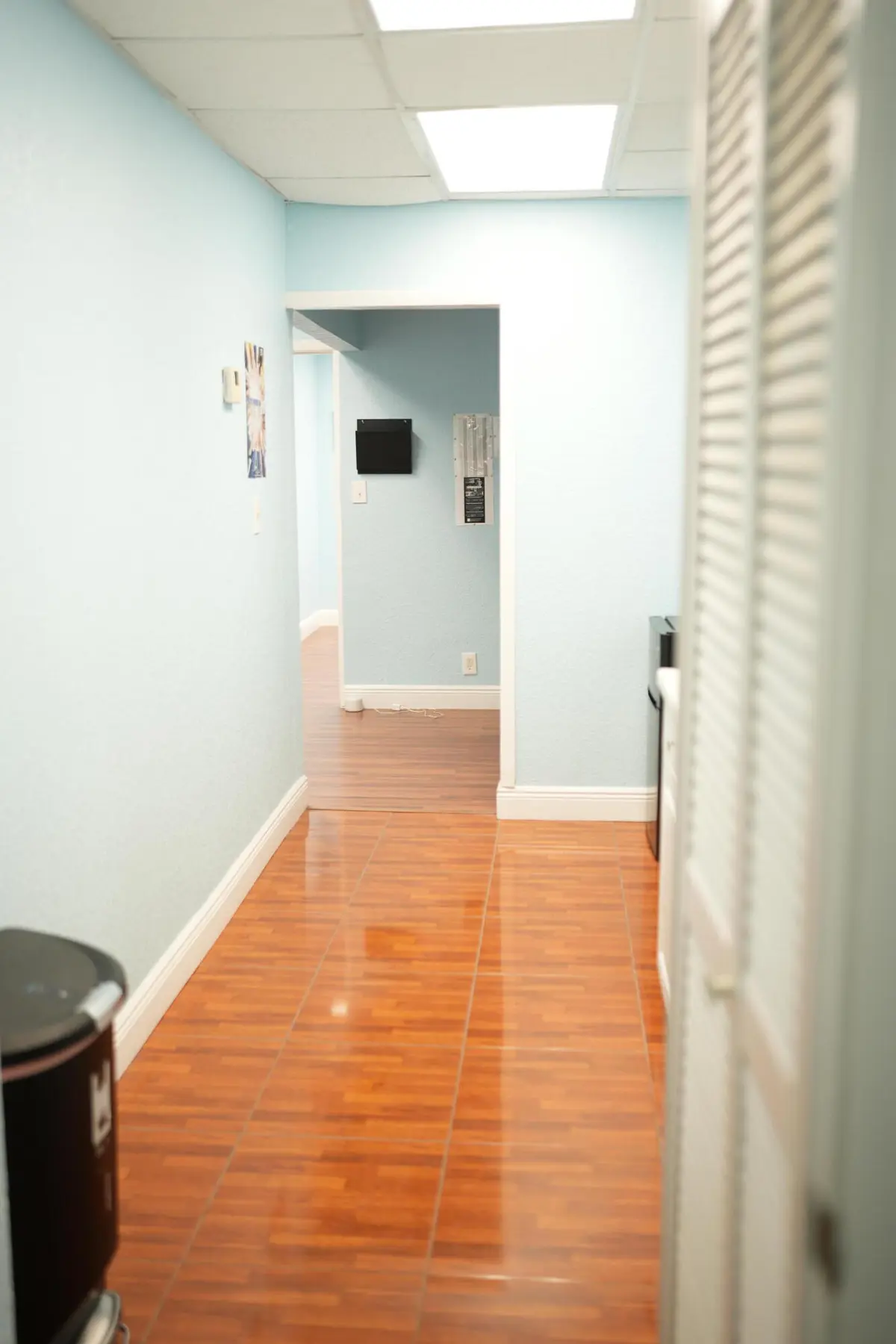walkway at 2331 N State Rd 7 207, Lauderhill