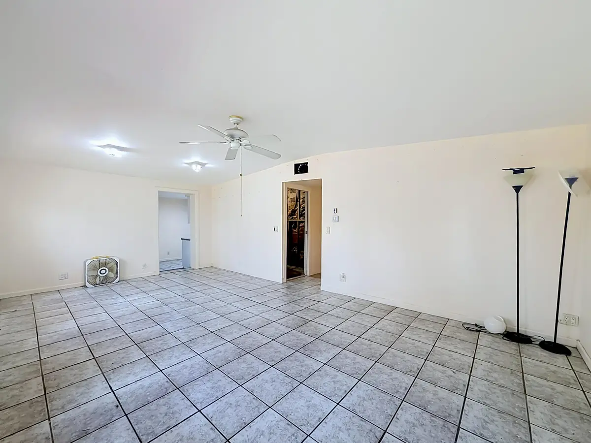 2066 Tarragon Road-14 at 2066 Tarragon Road, West Palm Beach