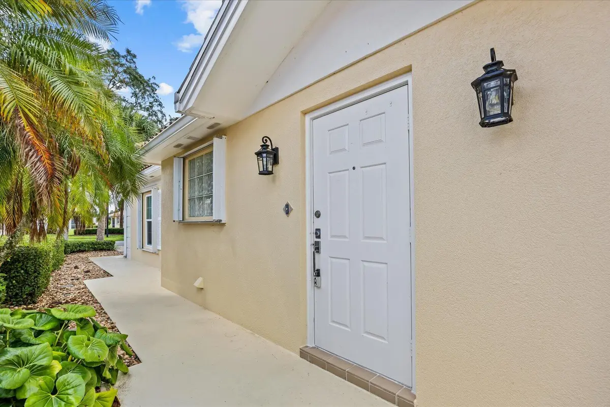 Entrance at 918 SW Balmoral Trace, Stuart