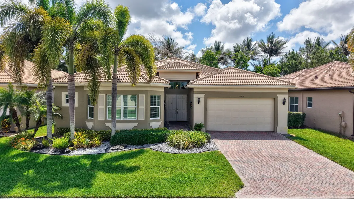 FRONT OF HOME at 11906 Catskill Commons Lane, Boynton Beach