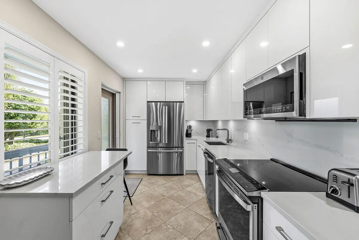 Kitchen at 4114 B Quail Ridge  Drive Osprey, Boynton Beach