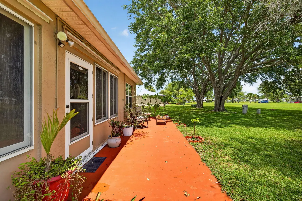 31-web-or-mls-3A5A6434 at 14441 Dulce Real, Fort Pierce