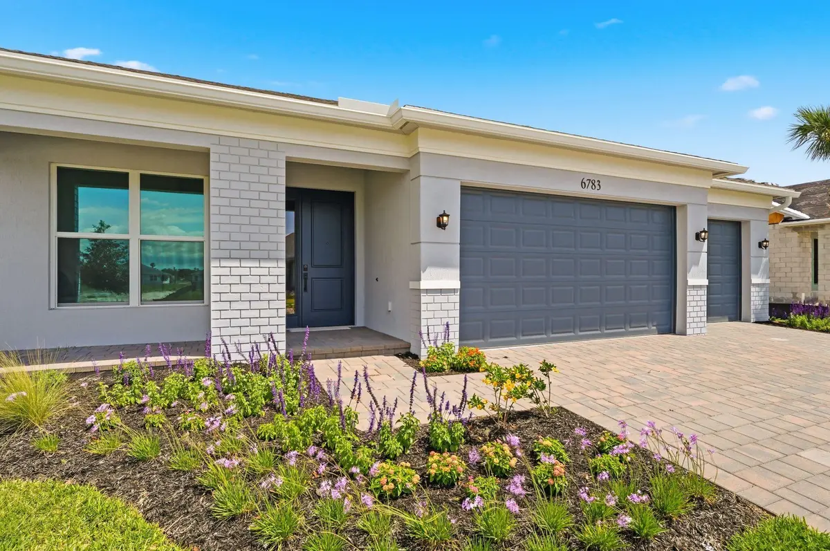 Front of Home at 6783 68th Square, Vero Beach