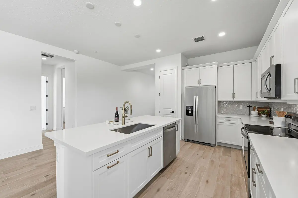 Kitchen at 6783 68th Square, Vero Beach