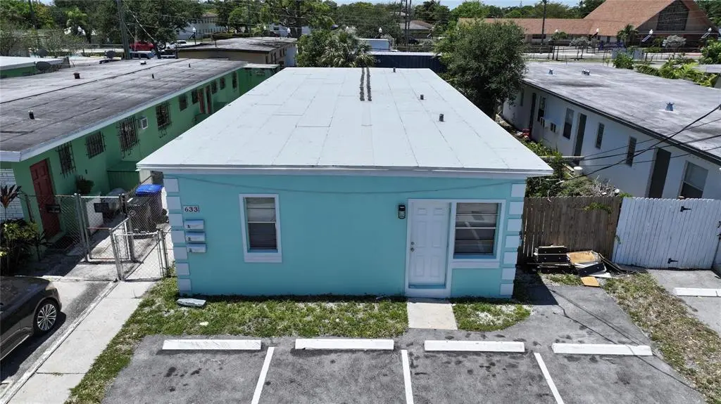 GetMedia (11) at 633 NW 15th Terrace, Fort Lauderdale