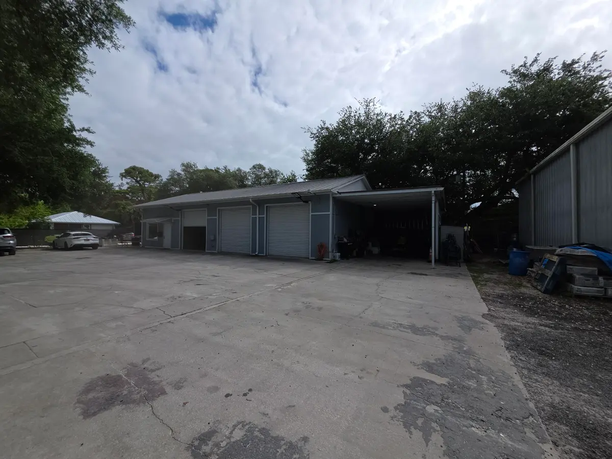20260415_102658 at 806 SW 11th Dr Drive, Vero Beach