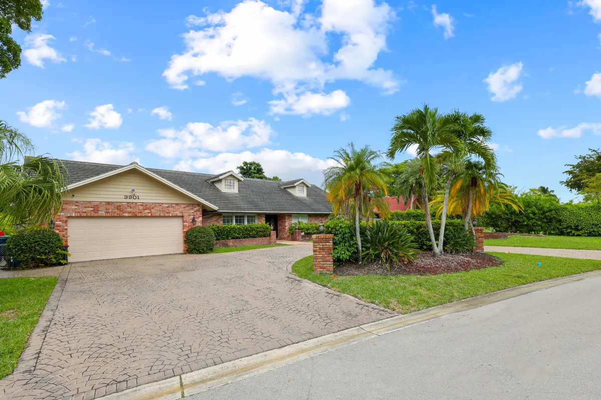 9901 Northwest 15th Court - 21.jpg-FULL at 9901 NW 15th Court, Coral Springs