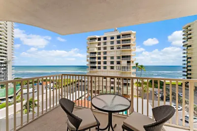 5480 N Ocean Drive B6b, Singer Island – Condominium for sale