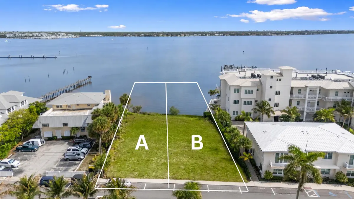 A at 39 SE Seminole Street, Stuart