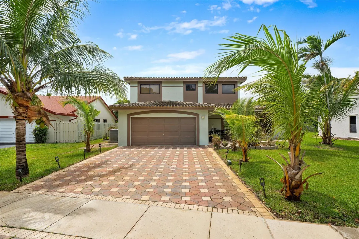 01-2340 Fairmont Ave, Miramar-1 at 2340 Fairmont Avenue, Miramar