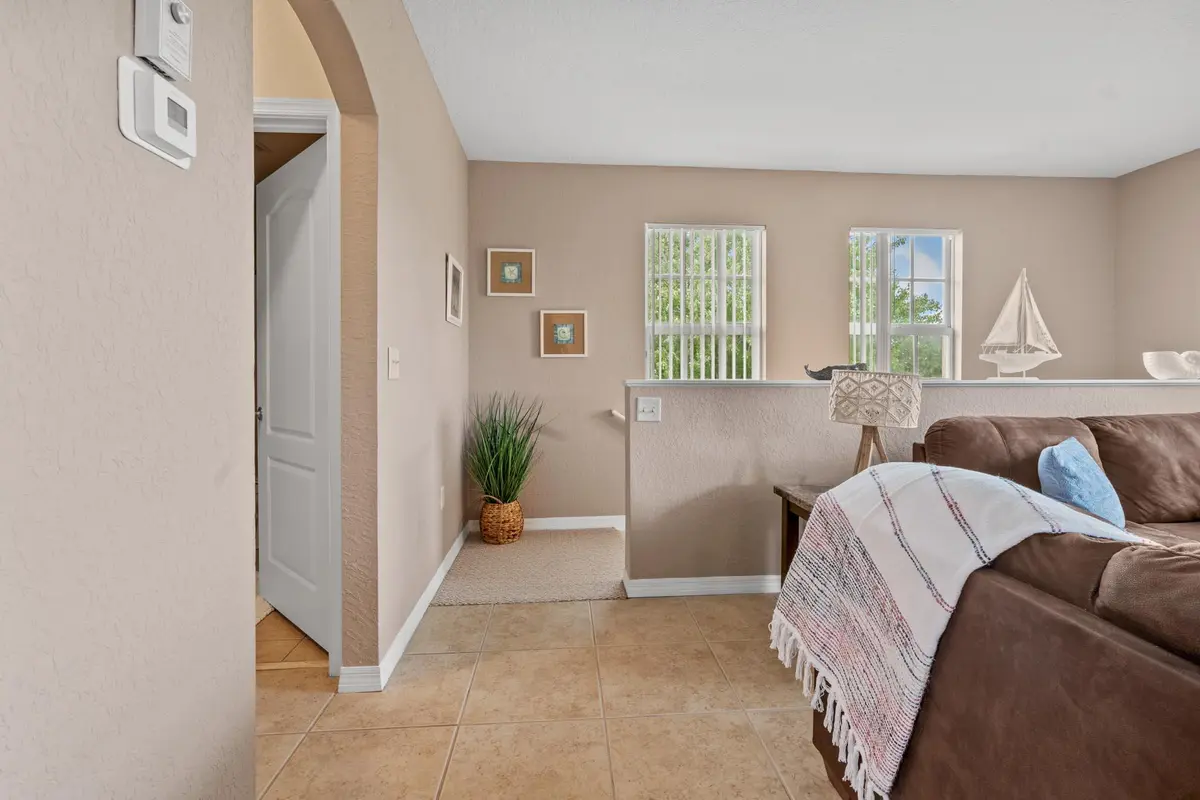 Condo 4 at 152 SW Peacock Boulevard 27-203, Port St. Lucie