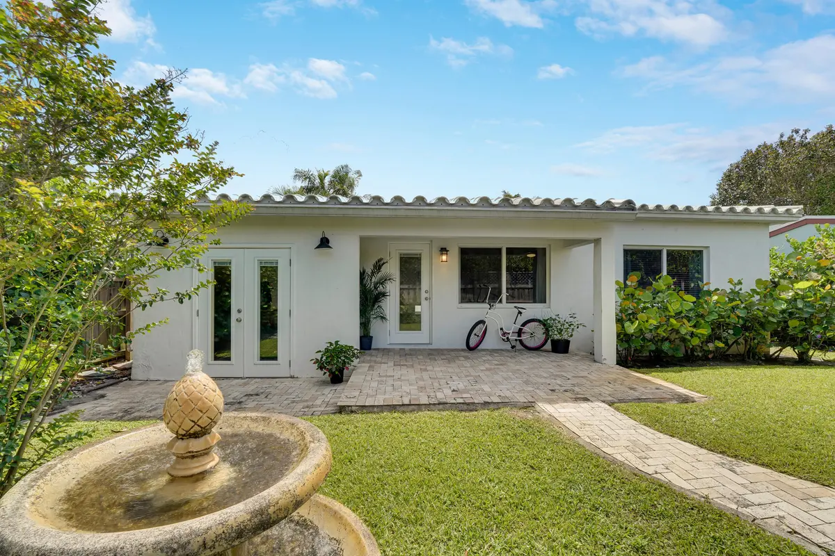 1236 NE 13th Avenue, Fort Lauderdale, FL – photo 2