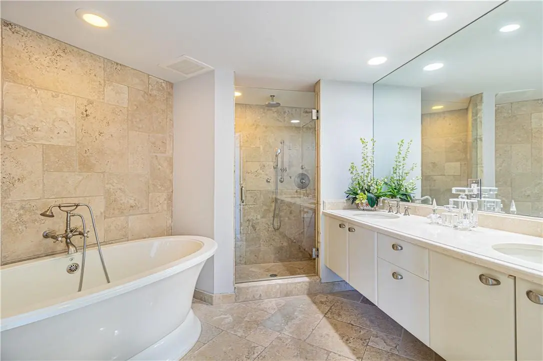 Photo 5 at 333 Las Olas Way 2608, Fort Lauderdale