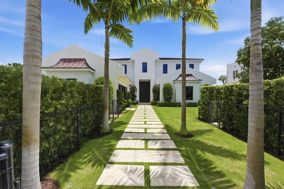 FRONT FACADE at 248 E Lakewood Road, West Palm Beach