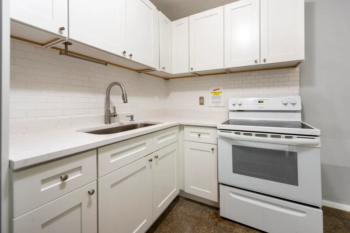 _DSC1858 at 806 NE 16th Place 1-8, Fort Lauderdale