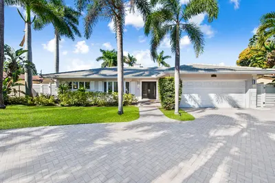 4761 Bayview Drive, Fort Lauderdale – Single Family Residence for rent