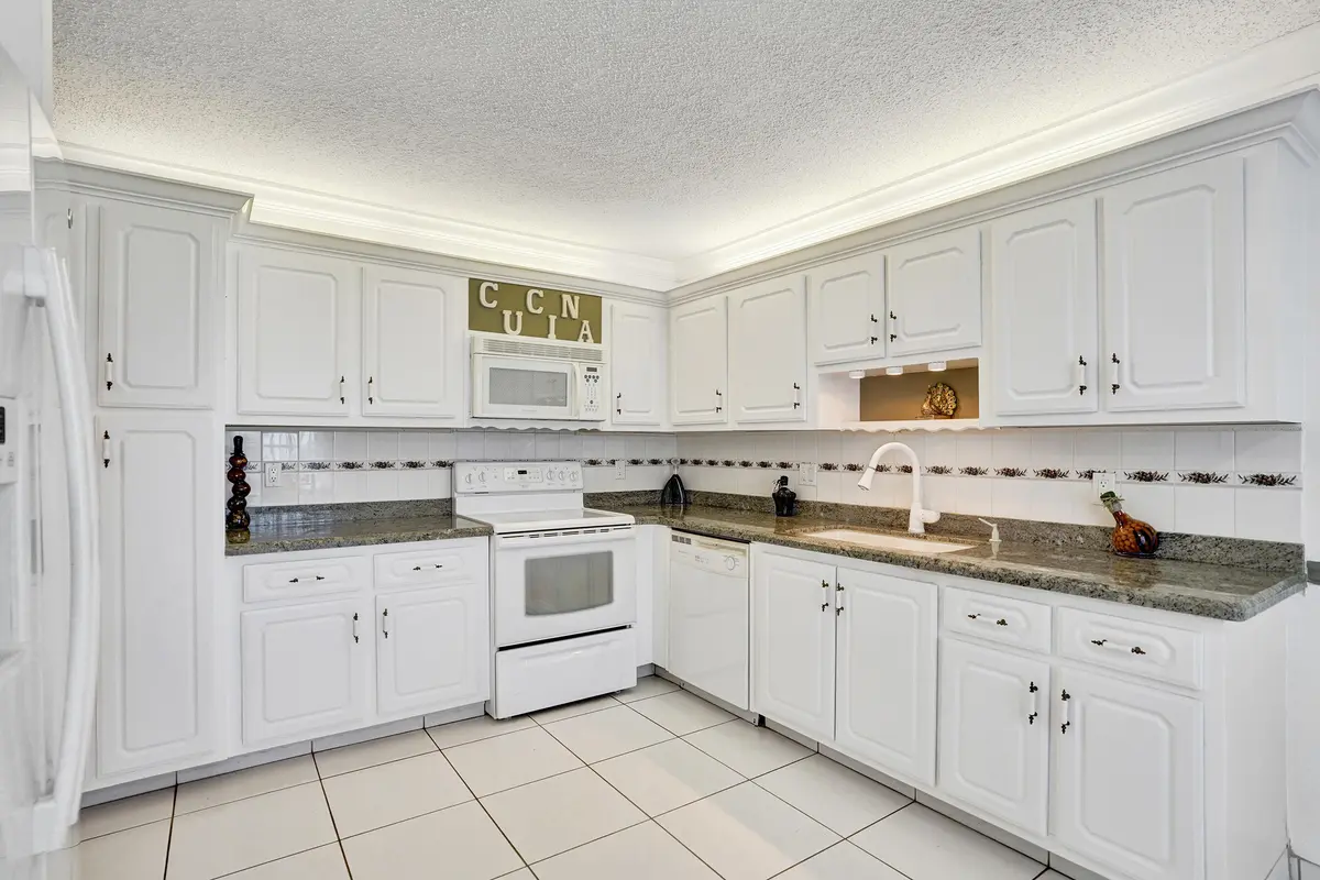 DSC02240 at 2331 Croton Lane 101-a, Delray Beach