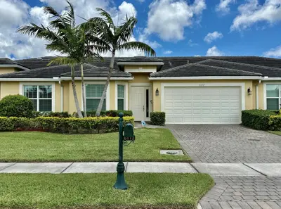 6112 NW Cullen Way, Port St. Lucie – Villa for rent