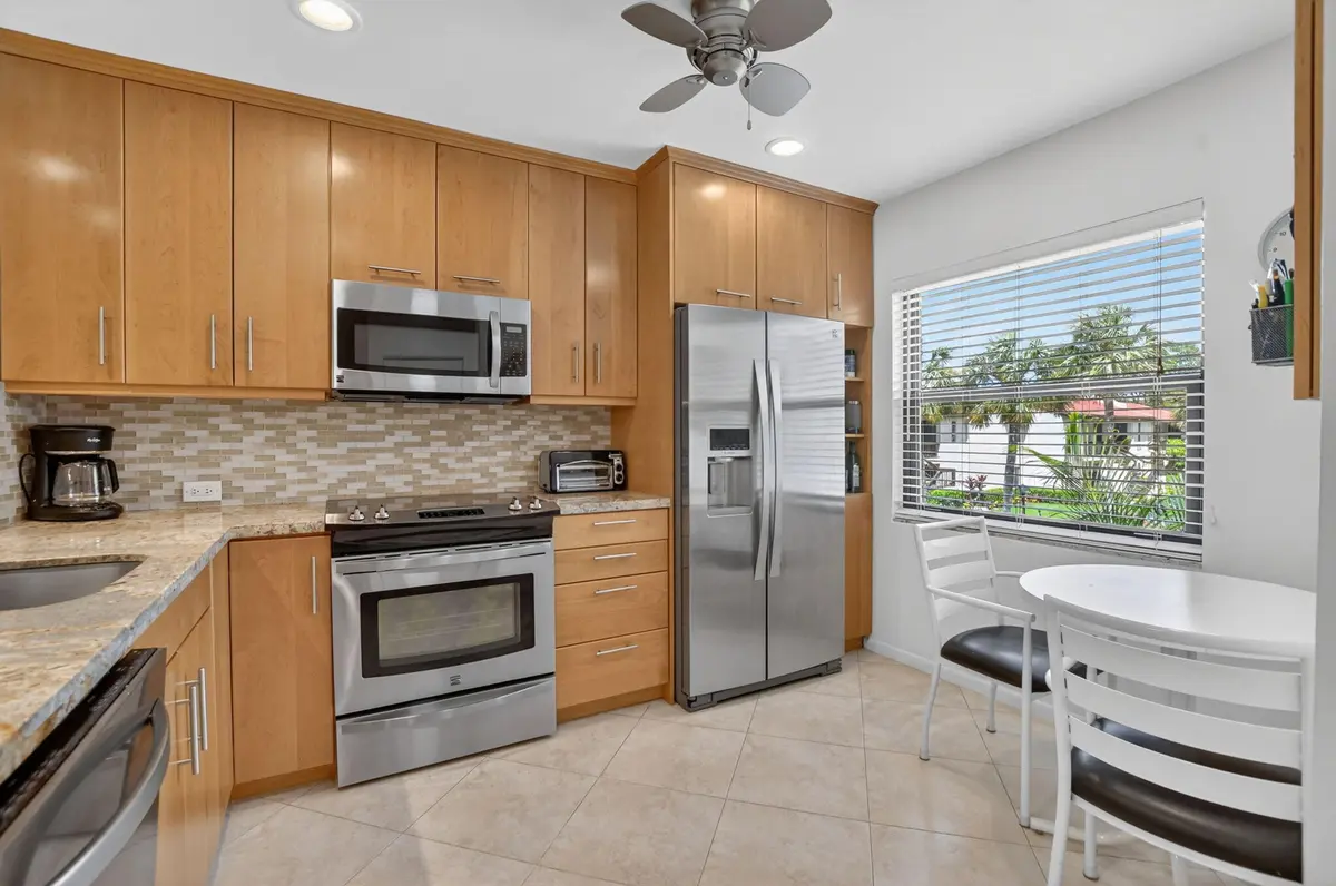 6-web-or-mls-DSC_6635 at 8310 Casa Del Lago D, Boca Raton