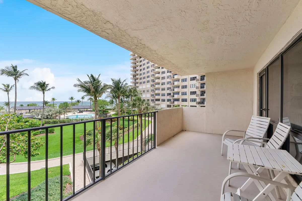 4900 N Ocean Blvd u416_027 at 4900 N Ocean Boulevard 416, Lauderdale-By-The-Sea