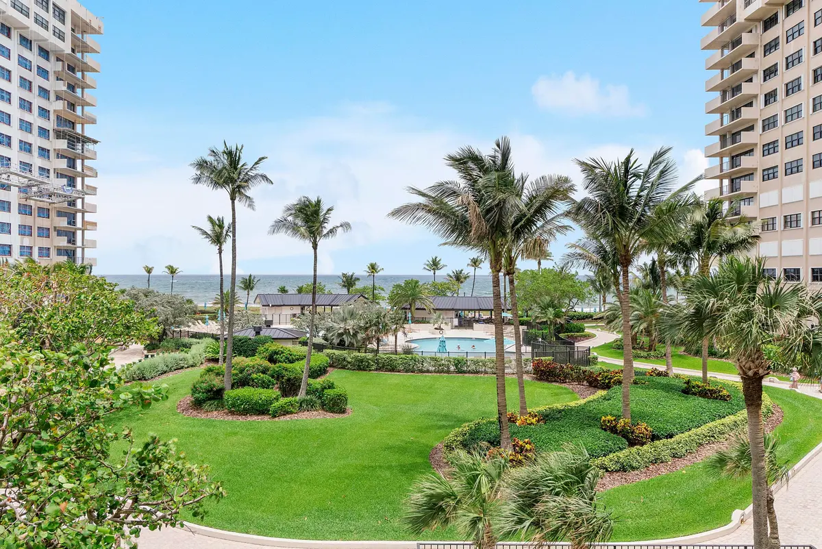 view at 4900 N Ocean Boulevard 416, Lauderdale-By-The-Sea