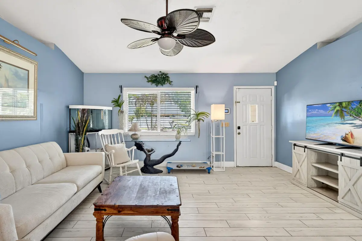 9-web-or-mls-5P1A8018 at 8143 SE Woodland Road, Hobe Sound