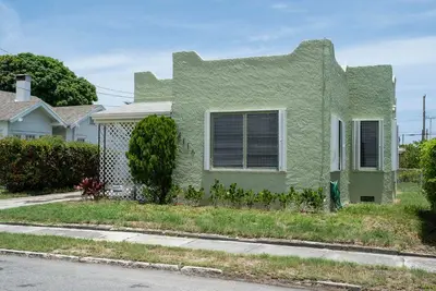 4116 Virginia Terrace A, West Palm Beach – Single Family Residence for rent