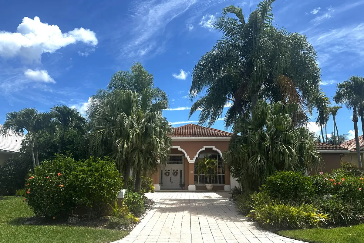 71Cayman Front at 71 Cayman Place, Palm Beach Gardens
