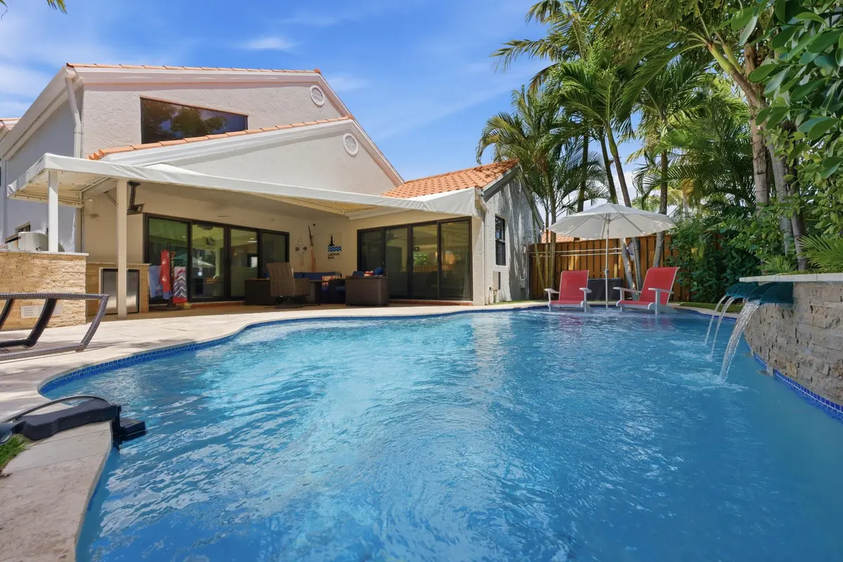 48__jjl5356 at 13140 Crisa Drive, Palm Beach Gardens