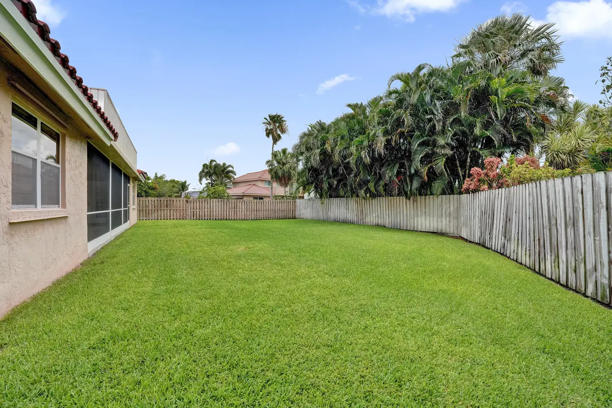 DSC08553 at 15620 Canterbury Court, Davie