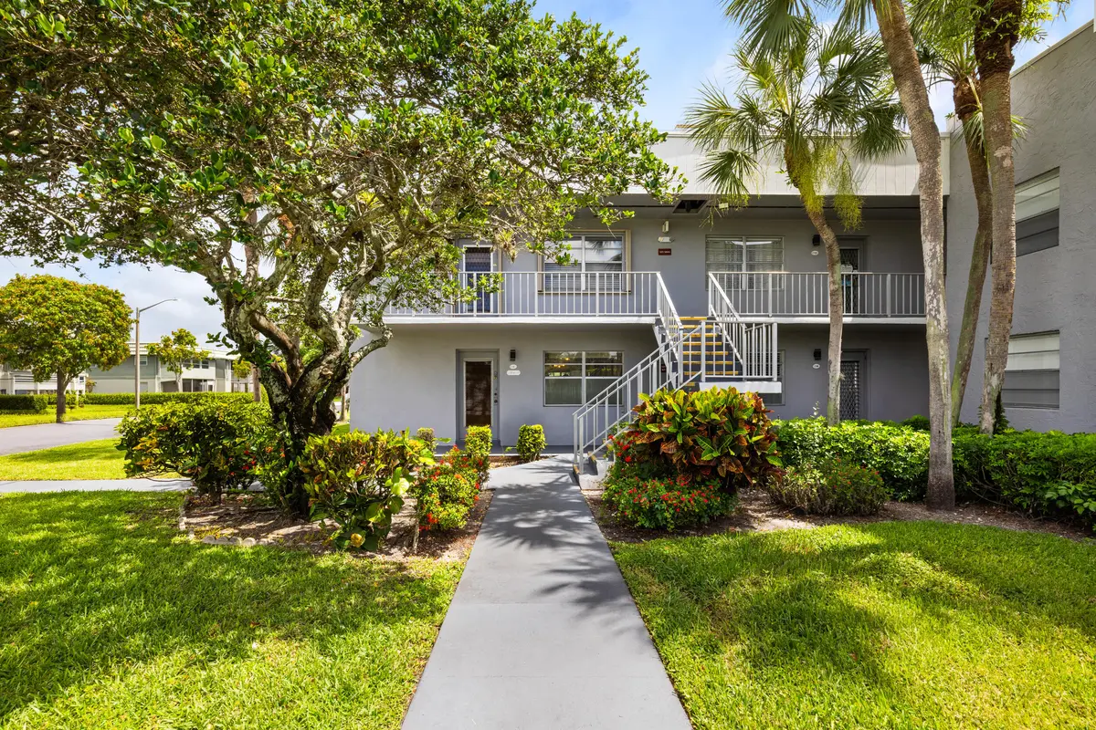 1_et6a4140 at 97 Flanders C, Delray Beach