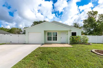 10117 Mikado Lane, Royal Palm Beach – sold