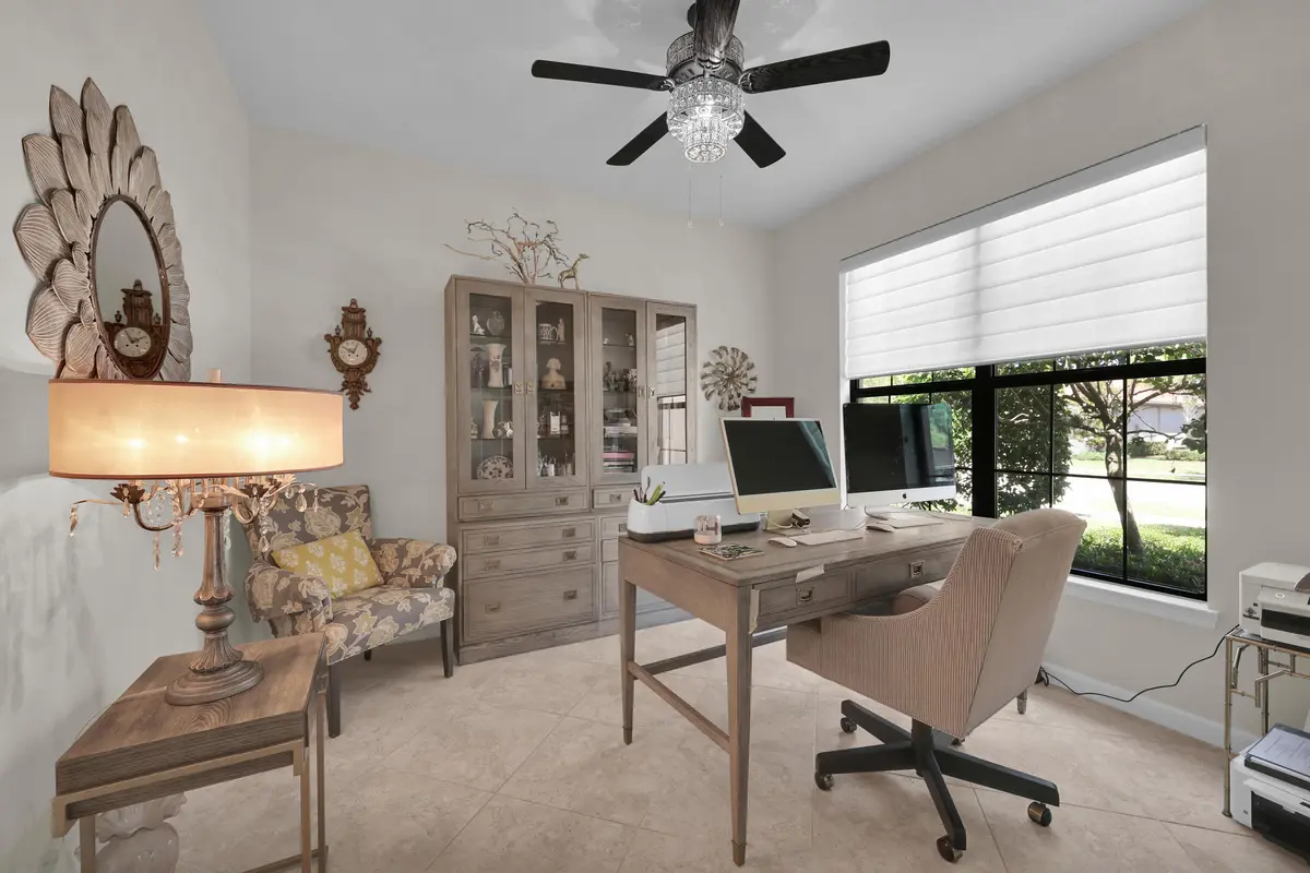 4_8p3a8285 at 5040 Pendelton Square, Vero Beach