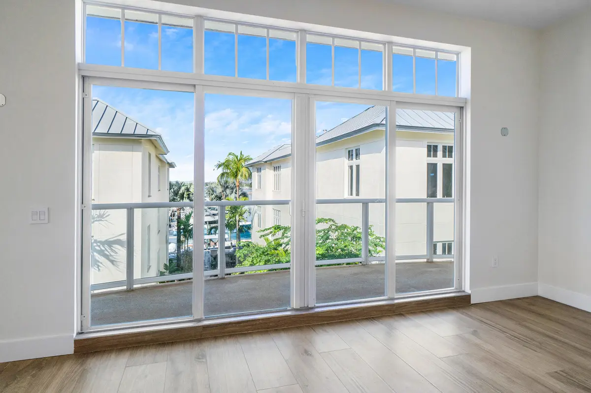 004-184LakeDrive-4301-PalmBeachShores-FL at 178 Lake Drive 4301, Palm Beach Shores