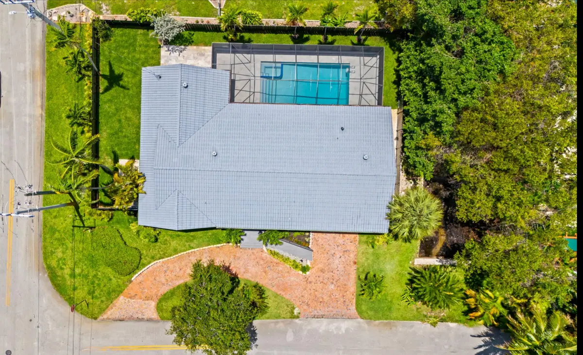 Aerial 2 at 2811 NE 53rd Court, Lighthouse Point