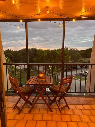 13707 Kendale Lakes Circle Ph13, Miami – sold