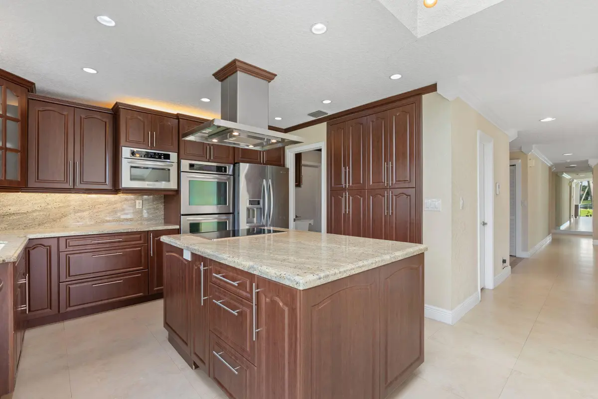 13-web-or-mls-11220 NW 2nd Manor Coral S at 11220 NW 2nd Manor, Coral Springs