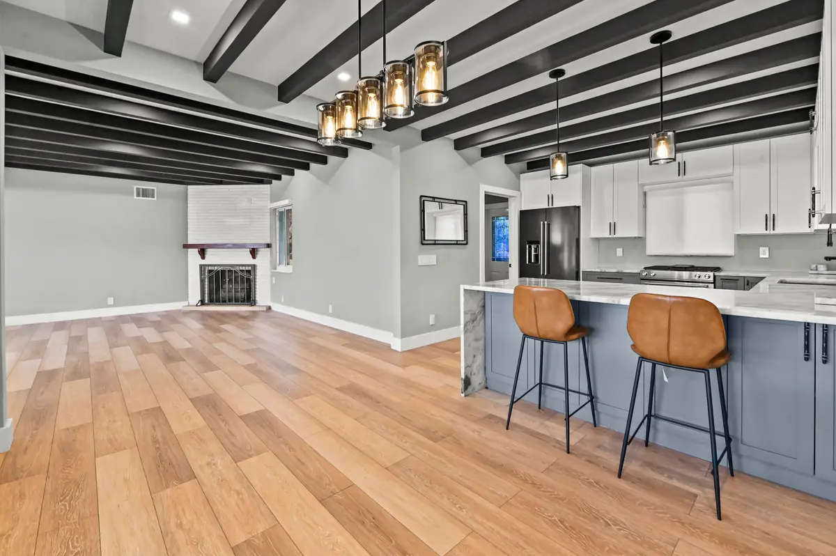 13 Dining area 02 at 2224 NW 6th Terrace, Wilton Manors