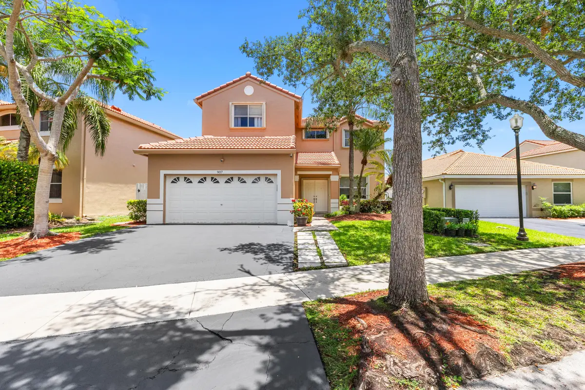 R6II7964 at 907 Stanton Drive, Weston