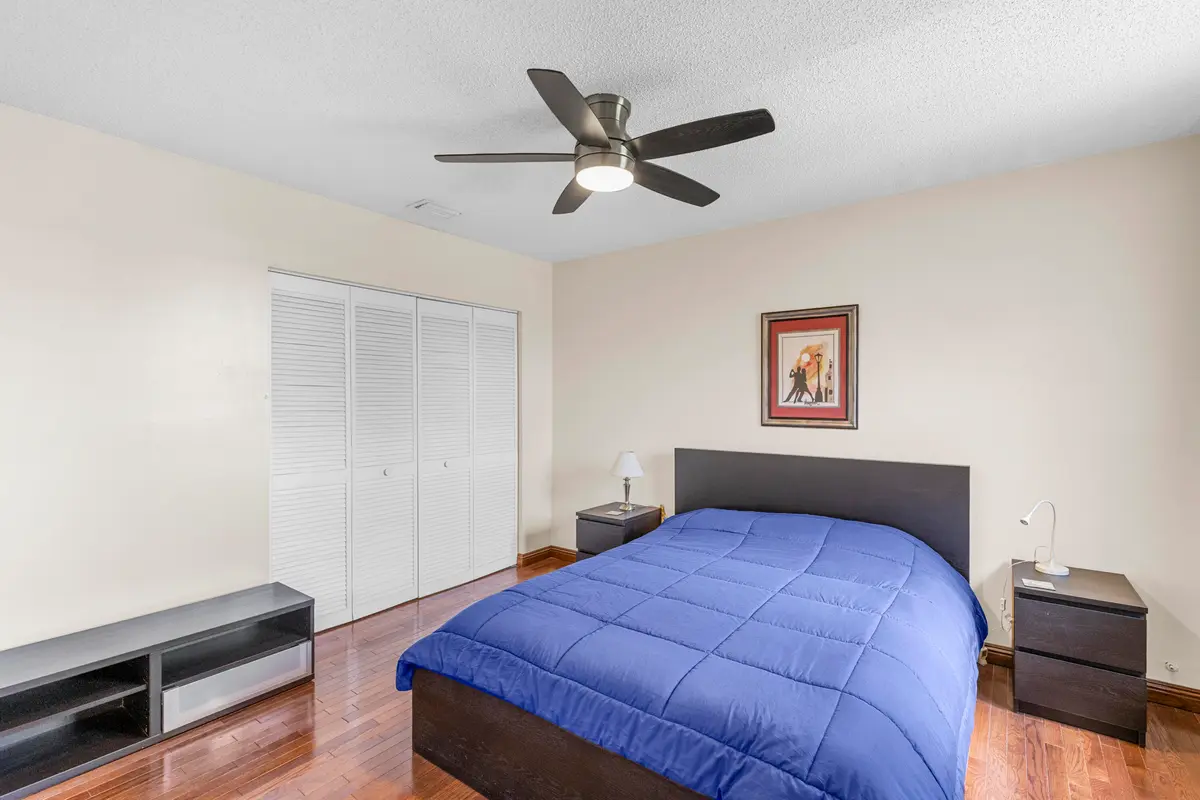 R6II7976 at 907 Stanton Drive, Weston