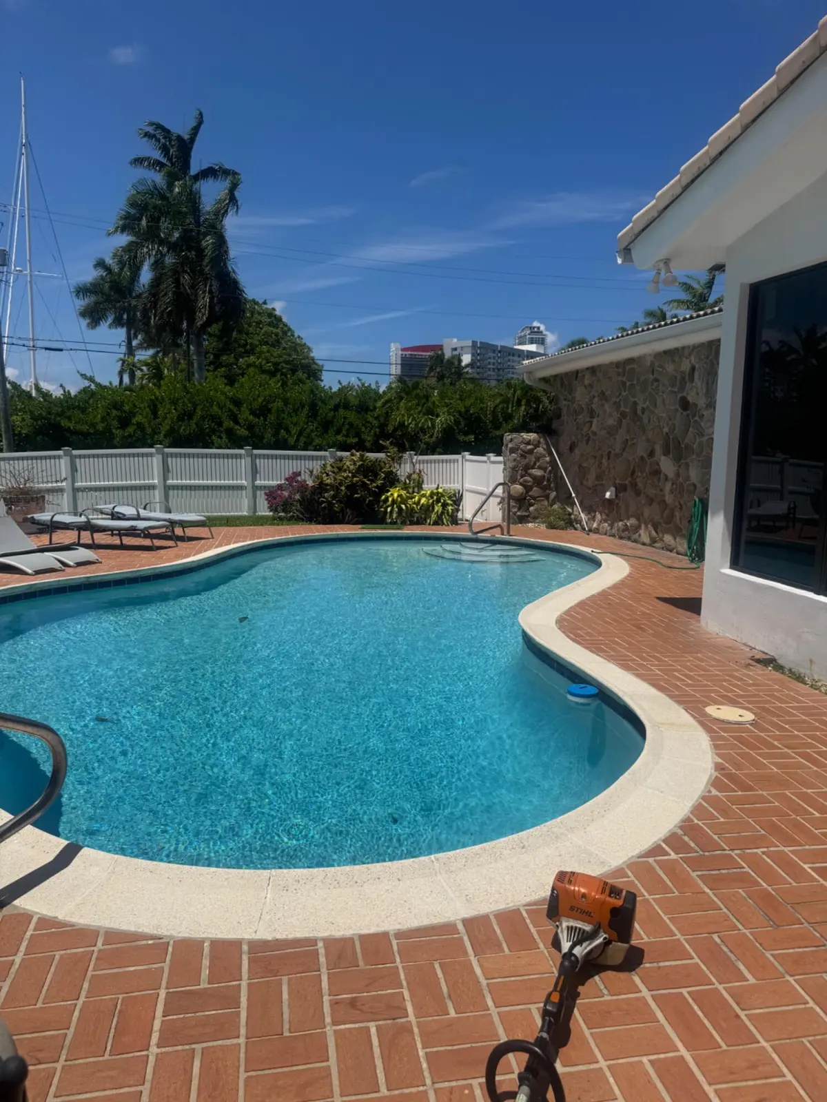 600 Hibiscus Drive, Hallandale Beach, FL – photo 5