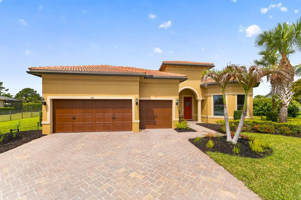 EREP-13 at 941 SW Sea Green Street, Palm City