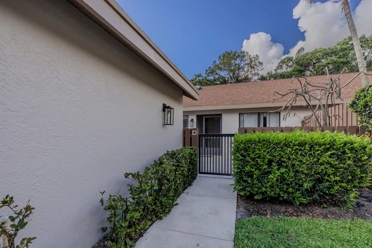 Primary Photo at 2054 SW Silver Pine Way 123d, Palm City