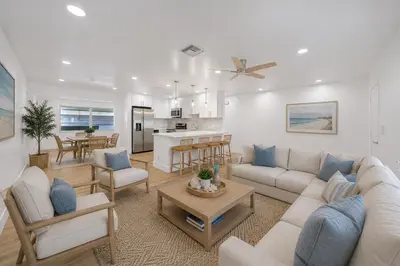 2106 Alfred Drive, Boynton Beach – sold