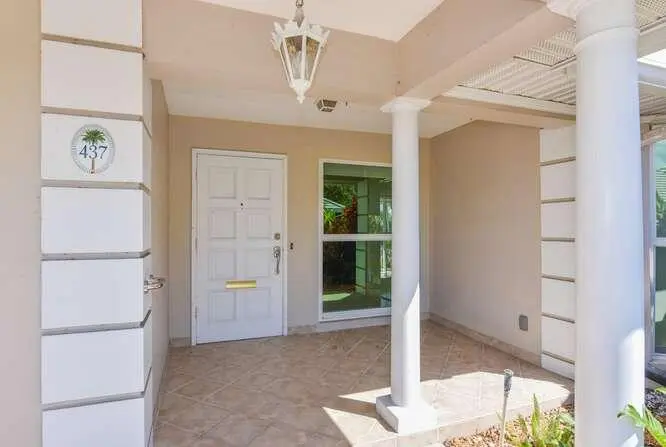 004-031-437 French Royale-666x448 at 437 French Royale Circle, Atlantis