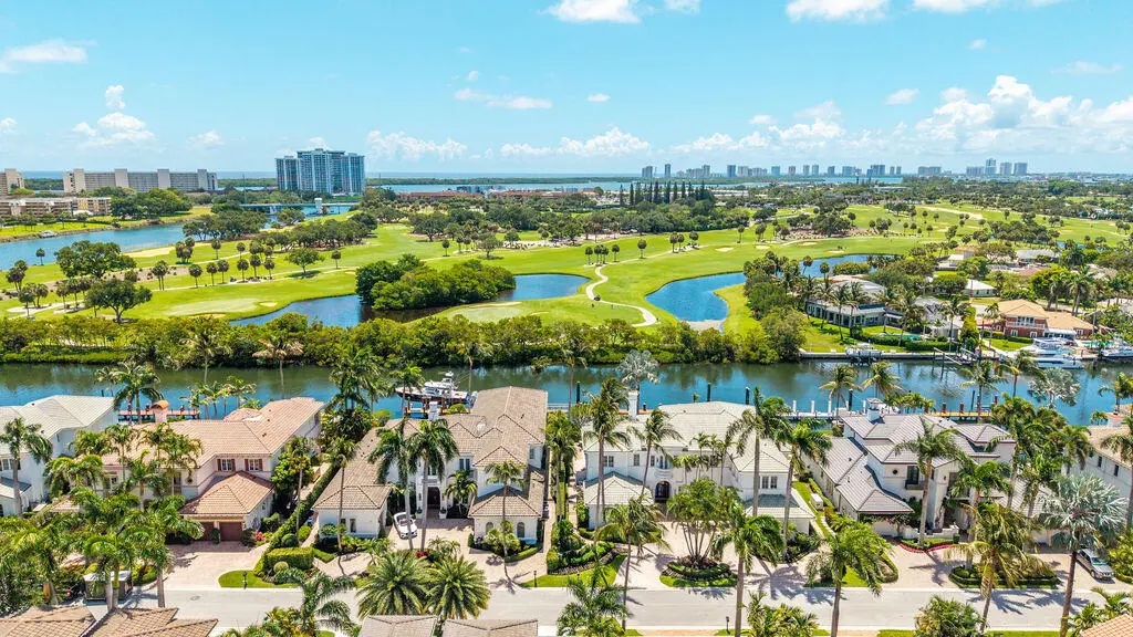 DJI_20260520000625_0839_D at 792 Harbour Isles Court, West Palm Beach