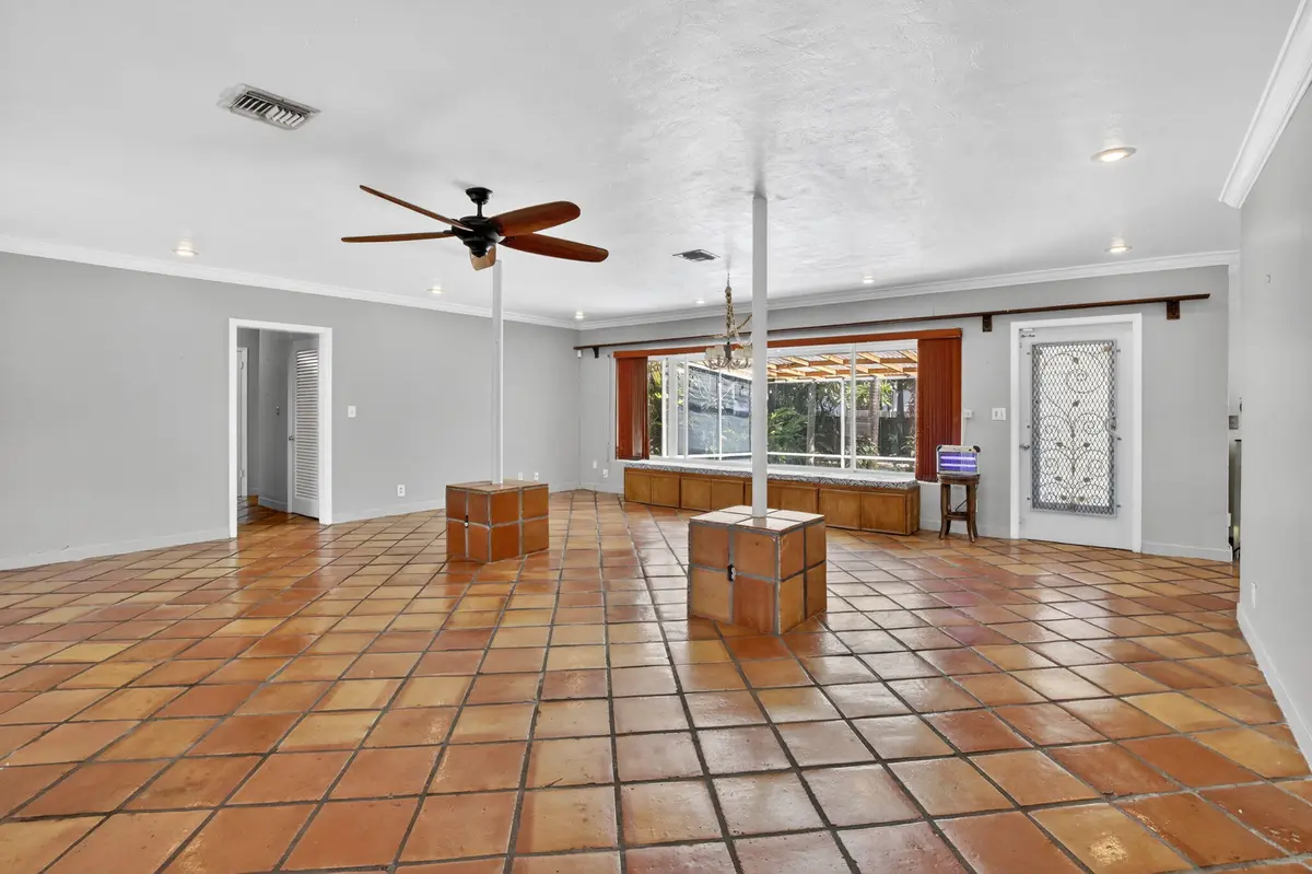 5-web-or-mls-_A7A1478 at 742 Hollywood Boulevard, Hollywood
