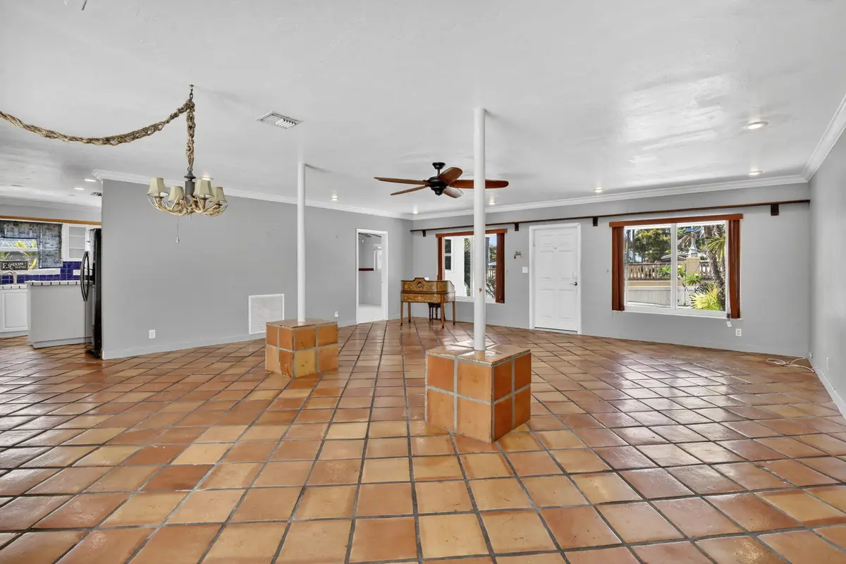 7-web-or-mls-_A7A1490 at 742 Hollywood Boulevard, Hollywood